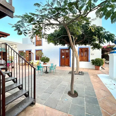 Doble Clasica Con Desayuno Incluido, Wifi Gratis, Bonita Piscina En Yaiza
