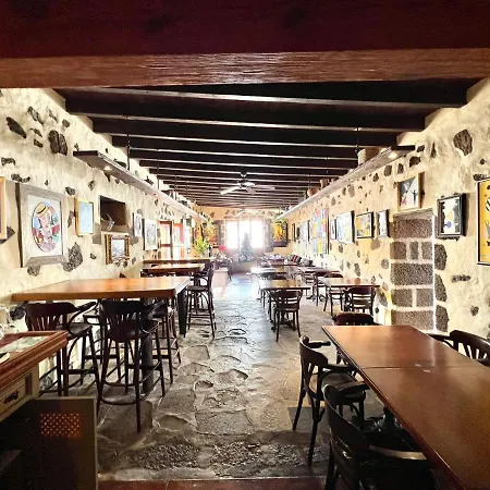 Doble Clasica Con Desayuno Incluido, Wifi Gratis, Bonita Piscina En Yaiza Lägenhet